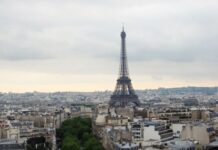 Eyfel qülləsi qısa müddətə boşaldılıb Paris