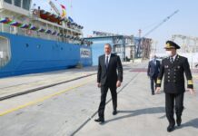 Prezident İlham Əliyev “Kəlbəcər” neftdaşıyan tankerin istismara verilməsi mərasimində iştirak edib Prezident İlham Əliyev “Kəlbəcər” neftdaşıyan tankerin istismara verilməsi mərasimində iştirak edib