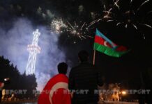 Bakıda Zəfər Günü musiqili atəşfəşanlığı başa çatıb Bakıda Zəfər Günü musiqili atəşfəşanlığı başa çatıb