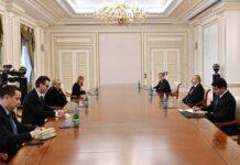 Prezident İlham Əliyev Bosniya və Herseqovina Nazirlər Şurası sədrinin müavini və xarici işlər nazirini qəbul edib Prezident İlham Əliyev Bosniya və Herseqovina Nazirlər Şurası sədrinin müavini və xarici işlər nazirini qəbul edib