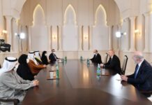 Prezident İlham Əliyev Birləşmiş Ərəb Əmirliklərinin energetika və infrastruktur nazirinin başçılıq etdiyi nümayəndə heyətini qəbul edib Azərbaycan Respublikasının Prezidenti İlham Əliyev martın 15-də Birləşmiş Ərəb Əmirliklərinin energetika və infrastruktur naziri Suhail Al Mazroueinin başçılıq etdiyi nümayəndə heyətini qəbul edib