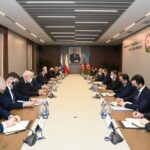 Azərbaycan xarici işlər naziri Ceyhun Bayramovla Bakıda səfərdə olan Polşanın xarici işlər naziri, ATƏT-in fəaliyyətdə olan sədri Zbiqnev Rau arasında təkbətək görüş başa çatıb