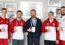 Polşa səfiri Bakıda FIG Dünya Kuboku çərçivəsində ölkəsinin idmançıları ilə görüşüb Polşa səfiri Bakıda FIG Dünya Kuboku çərçivəsində ölkəsinin idmançıları ilə görüşüb