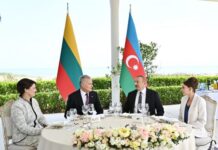 Prezident İlham Əliyevin və xanımı Mehriban Əliyevanın adından Prezident Gitanas Nauseda və xanımı Diana Nausedienenin şərəfinə rəsmi ziyafət verilib Prezident İlham Əliyevin və xanımı Mehriban Əliyevanın adından Prezident Gitanas Nauseda və xanımı Diana Nausedienenin şərəfinə rəsmi ziyafət verilib