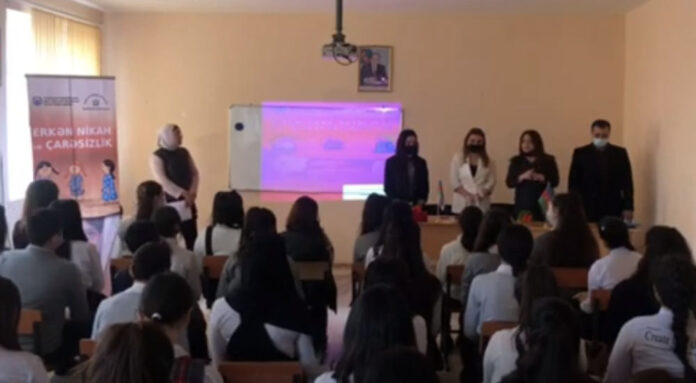"Erkən Nikah və Çarəsizlik" mövzusunda təlim keçirilib- I təlim