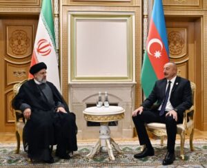 Azərbaycan Prezidenti İlham Əliyev və İran Prezidenti Seyid İbrahim Rəisi