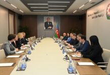 Karen Donfrid: “ABŞ bölgədə sülh və sabitliyin təmin edilməsi səylərini dəstəkləyir” Azərbaycanın xarici işlər naziri Ceyhun Bayramov və ABŞ Dövlət katibinin Avropa və Avrasiya məsələləri üzrə köməkçisi Karen Donfrid