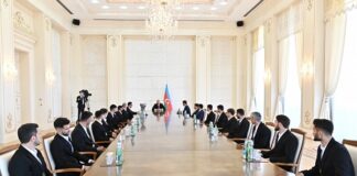 Prezident İlham Əliyev minifutbol üzrə Avropa çempionatının qalibi olan milli komandamızın üzvlərini qəbul edib