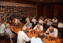 Veteran şahmatçılar arasında ölkə çempionatı başlayıb Veteran şahmatçılar arasında ölkə çempionatı başlayıb