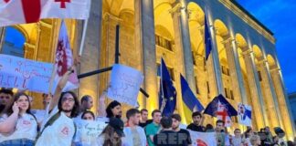 Gürcüstanda aksiyaçılar Baş nazirin istefasını tələb edir