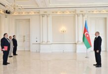 Prezident İlham Əliyev Çex Respublikasının Azərbaycanda yeni təyin olunmuş səfirinin etimadnaməsini qəbul edib Prezident İlham Əliyev Çex Respublikasının Azərbaycanda yeni təyin olunmuş səfirinin etimadnaməsini qəbul edib