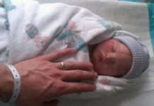 Uşağın anadan olmasına görə müavinətlərə ayrılan vəsait artırılıb Uşağın anadan olmasına görə müavinətlərə ayrılan vəsait artırılıb