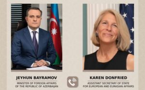 Azərbaycan Respublikası xarici işlər naziri Ceyhun Bayramov ilə Amerika Birləşmiş Ştatları dövlət katibinin Avropa və Avrasiya məsələləri üzrə köməkçisi Karen Donfrid arasında telefon danışığı baş tutub