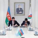 Azərbaycan Respublikası Dövlət Neft Şirkətinin (SOCAR) prezidenti Rövşən Nəcəf və ”QazaqGaz” Dövlət Şirkəti Səhmdar Cəmiyyətinin İdarə Heyətinin sədri Sanzhar Jarkeşov