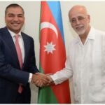 Dövlət Turizm Agentliyinin sədri Fuad Nağıyev və Meksikanın Azərbaycandakı səfiri Xuan Rodriqo Labardini Flores