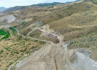 Qubadlı - Eyvazlı avtomobil yolu boyunca genişmiqyaslı tikinti işləri
