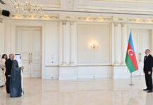 Prezident İlham Əliyev Küveytin Azərbaycanda yeni təyin olunan səfirinin etimadnaməsini qəbul edib Prezident İlham Əliyev Küveytin Azərbaycanda yeni təyin olunan səfirinin etimadnaməsini qəbul edib