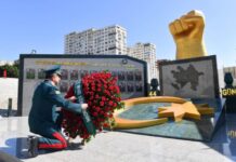 DSX rəisi “Dəmir yumruq” abidə kompleksinin açılışını edib “Dəmir yumruq” abidə kompleksi