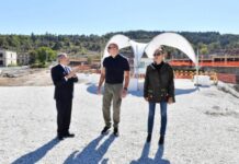 Prezident İlham Əliyev və birinci xanım Mehriban Əliyeva Şuşada yeni inşa olunan bir sıra obyektlərdə işlərin gedişi ilə tanış olublar Prezident İlham Əliyev və birinci xanım Mehriban Əliyeva Şuşada yeni inşa olunan bir sıra obyektlərdə işlərin gedişi ilə tanış olublar