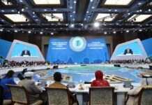 Şeyxülislam Allahşükür Paşazadə Qazaxıstanda keçirilən Dünya və ənənəvi din liderlərinin VII Qurultayında iştirak edir