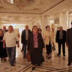 “Ahıllar evi”nin sakinləri Akademik Musiqili Teatrının qonağı olublar