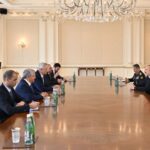Azərbaycan Respublikasının Prezidenti İlham Əliyev oktyabrın 3-də İsrailin müdafiə naziri Benyamin Qansı qəbul edib.