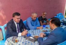 Biləsuvarda şəhid Ziyarət Hüseynovun ailəsi ziyarət edilib şəhid Ziyarət Hüseynovun ailəsi