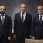 Sergey Lavrov, Ararat Mirzoyan və Ceyhun Bayramov