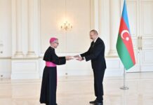 Noyabrın 24-də Azərbaycan Respublikasının Prezidenti İlham Əliyev Müqəddəs Taxt-Tacın ölkəmizdə yeni təyin olunmuş apostol nunsisi arxiyepiskop Marek Solçinskinin etimadnaməsini qəbul edib