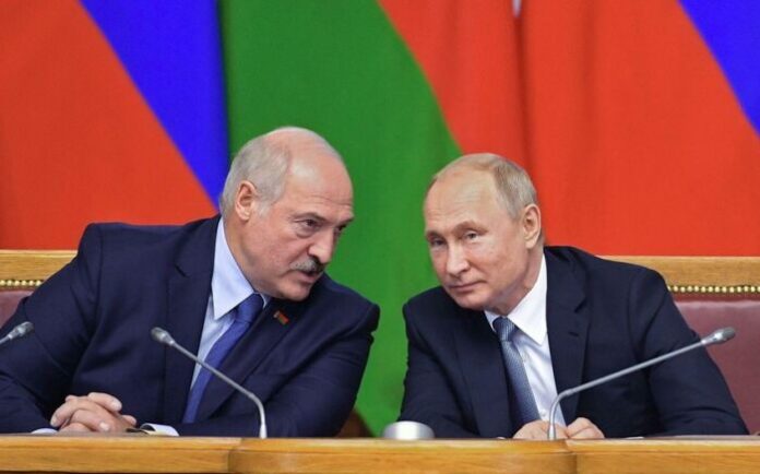 Belarus Prezidenti Aleksandr Lukaşenko və Rusiya Prezidenti Vladimir Putin