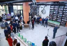 BP-nin nəşr etdirdiyi dörd yeni beynəlxalq dərsliyin tərcüməsinin təqdimatı olub