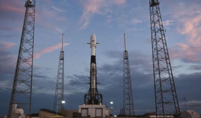 "Falcon 9" raket-daşıyıcı