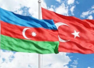 Azərbaycan və Türkiyə bayraqları