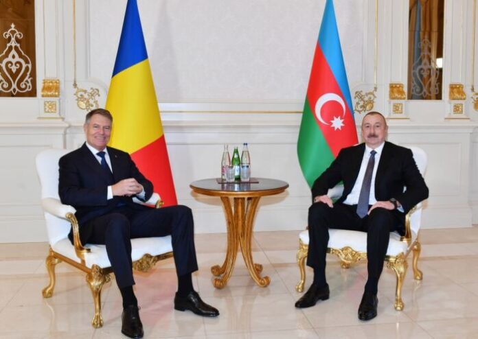 Azərbaycan Respublikasının Prezidenti İlham Əliyevin Rumıniya Prezidenti Klaus Yohannis ilə təkbətək görüşü