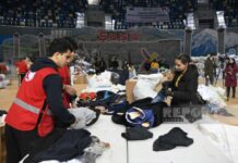Bakıda Türkiyə üçün yardım toplanan məntəqədə ən çox ehtiyac duyulan ləvazimatlar açıqlanıb