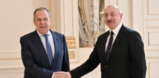 Azərbaycan Prezidenti İlham Əliyev Rusiyanın xarici işlər naziri Sergey Lavrovu qəbul edərkən