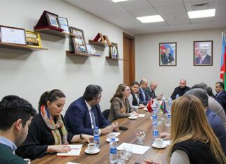 “Qardaş Köməyi” Platformasının iclası keçirildi: “Türkiyə və Azərbaycan Tək Ürəkdir”