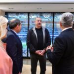 “Qalatasaray” futbol klubunun prezidenti Prezident İlham Əliyevə xatirə hədiyyələri tədqim edib