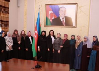 qadın dini ayinlərin icraçıları