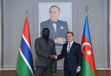Azərbaycan xarici işlər naziri Ceyhun Bayramov Qoşulmama Hərəkatının (QH) COVID-19-a qarşı mübarizə üzrə Təmas Qrupunun Zirvə Görüşü çərçivəsində ölkəmizdə səfərdə olan Qambiyanın xarici işlər, beynəlxalq əməkdaşlıq və xaricdəki qambiyalılar üzrə naziri Mamadu Tanqara ilə görüşüb