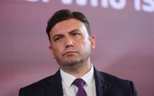 Şimali Makedoniyanın xarici işlər naziri Bujar Osmani