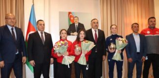 İrəvanda Avropa çempionatında medallarını ölkəmizə həsr edən türkiyəli idmançılara hədiyyələr təqdim olunub