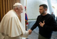 Roma Papası Fransisk və Ukrayna Prezidenti Volodimir Zelenski