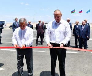 Azərbaycan Respublikasının Prezidenti İlham Əliyev və ölkəmizdə səfərdə olan Rusiya Federasiyasının Tatarıstan Respublikasının Rəisi Rüstəm Minnixanov Cəbrayıl rayonunda “Araz Vadisi İqtisadi Zonası” Sənaye Parkında “Avto Lizinq Azərbaycan” MMC-nin açılışında iştirak ediblər