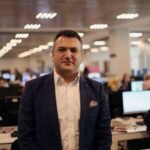 yazıçı Cem Küçük