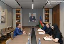 Azərbaycan xarici işlər naziri Ceyhun Bayramov Litvanın Azərbaycandakı səfiri Eqidius Navikası ölkədə diplomatik fəaliyyət müddətinin başa çatması ilə əlaqədar qəbul edib