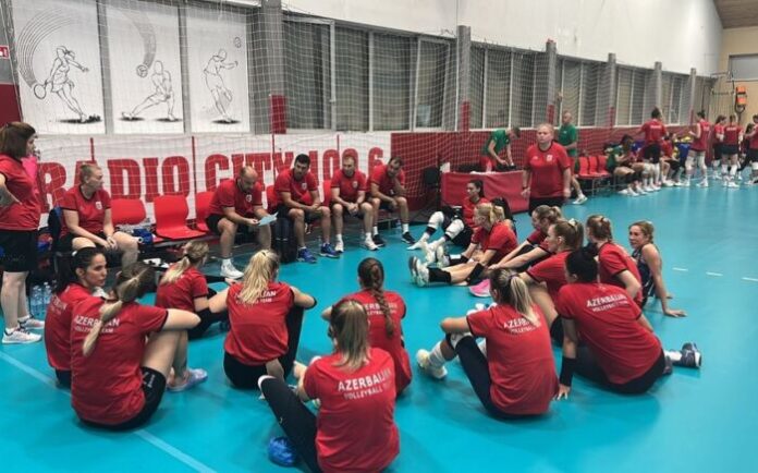 Qadın voleybolçulardan ibarət Azərbaycan millisi