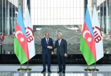 Azərbaycan iqtisadiyyat naziri Mikayıl Cabbarov Asiya İnfrastruktur İnvestisiya Bankının (AİİB) prezidenti və Direktorlar Şurasının sədri Cin Liçün ilə bankın maliyyə dəstəyi ilə ölkədə layihələrin həyata keçirilməsi imkanlarını müzakirə edib