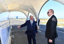 Azərbaycan Prezidenti İlham Əliyev Bakı-Quba-Rusiya Federasiyası ilə dövlət sərhədi ödənişli yeni avtomobil yolunun açılışında iştirak edib Azərbaycan Prezidenti İlham Əliyev Bakı-Quba-Rusiya Federasiyası ilə dövlət sərhədi ödənişli yeni avtomobil yolunun açılışında