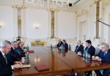 Azərbaycan Prezidenti İlham Əliyev Böyük Britaniyanın dövlət katibinin müavini, Avropa və Şimali Amerika üzrə dövlət nazirini qəbul edib Azərbaycan Prezidenti İlham Əliyev Böyük Britaniyanın dövlət katibinin müavini, Avropa və Şimali Amerika üzrə dövlət nazirini qəbul edib